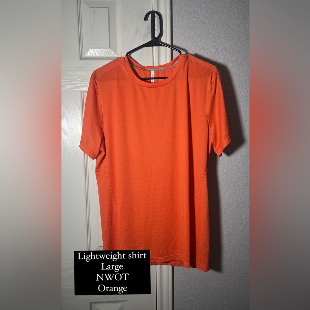 Ten thousand Lightweight shirt size large NWOT